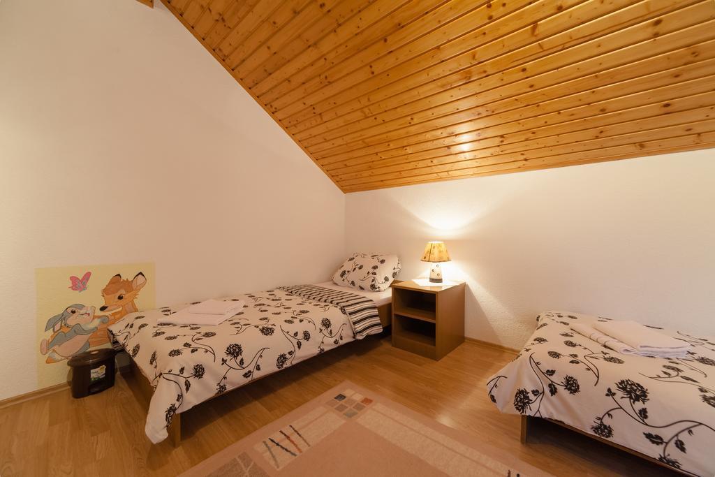 Apartment Luketic スルニュ エクステリア 写真